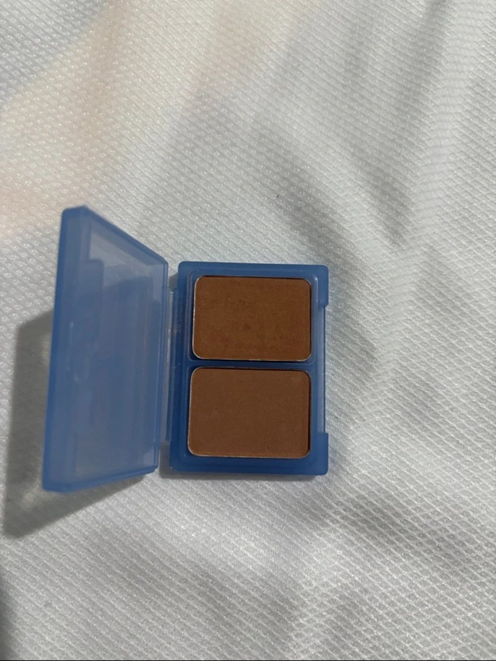 Clinique Sheer Powder Blusher Duo - Barely Nude and Cheeky Peach